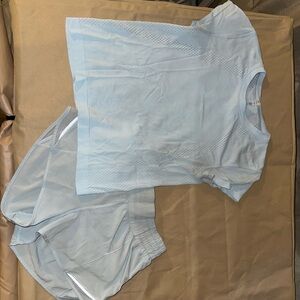 Lululemon Train to Be & Hotty Hot 2.5” Set